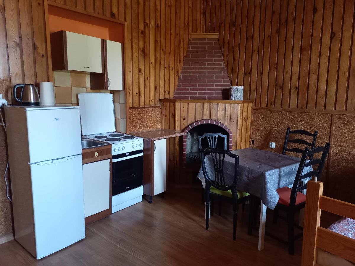 Pokoj 4 Osobowy W Centrum Gdanska Z Aneksem Kuchennym Rooms To Let Exterior photo